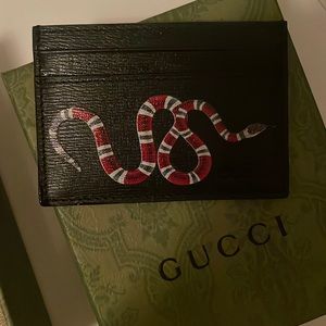 Gucci leather kingsnake card holder